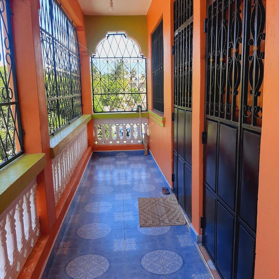 Gloria'S Place Studio Mombasa Exterior foto